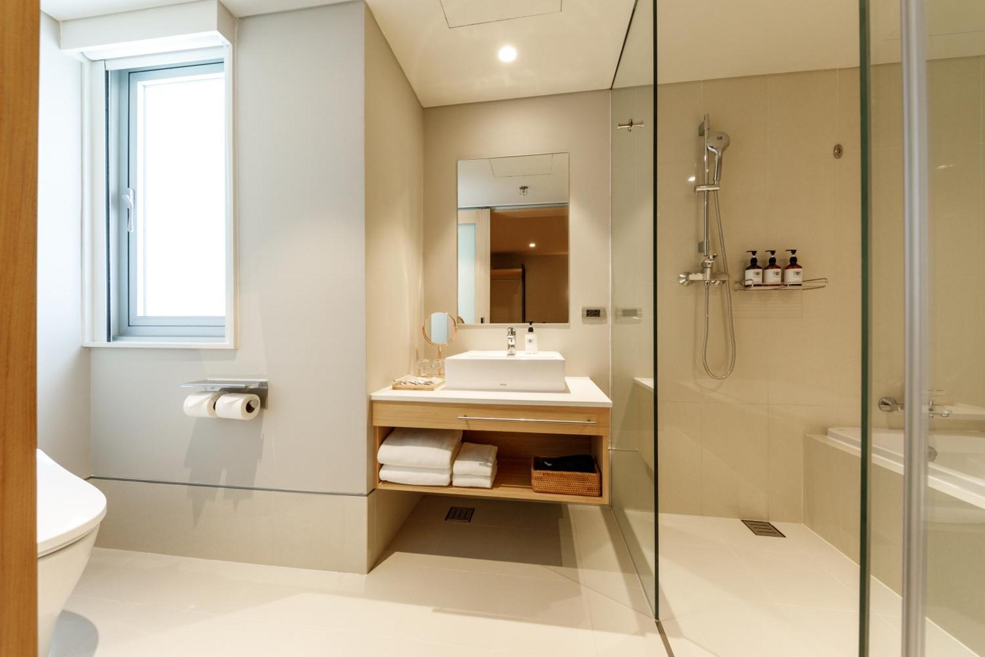 Nishitetsu Hotel Croom Bangkok Silom Zewnętrze zdjęcie