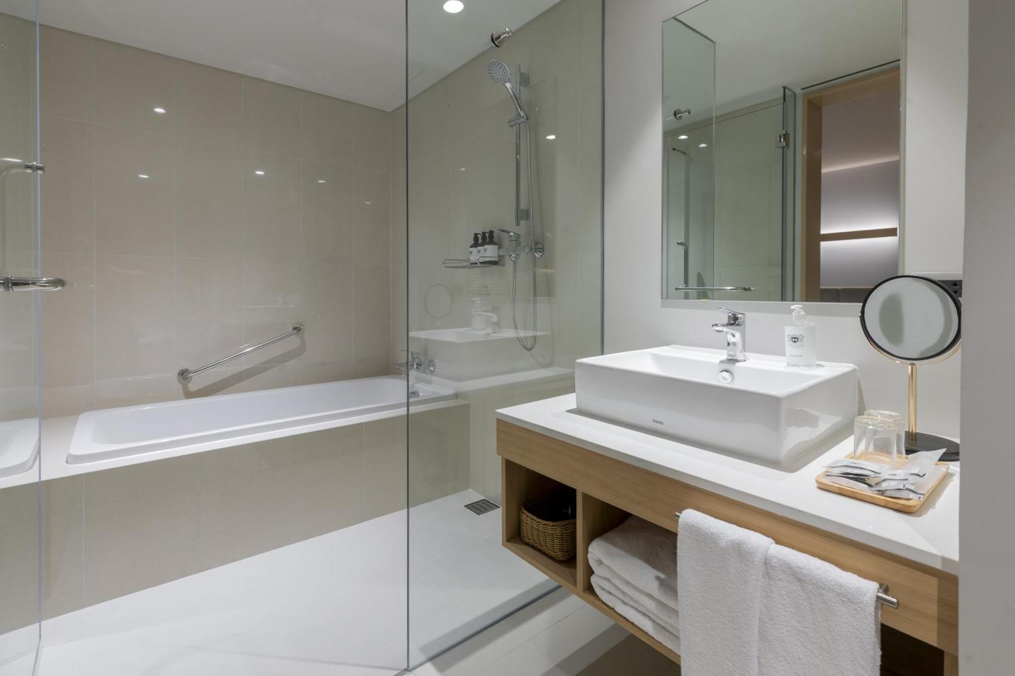 Nishitetsu Hotel Croom Bangkok Silom Zewnętrze zdjęcie